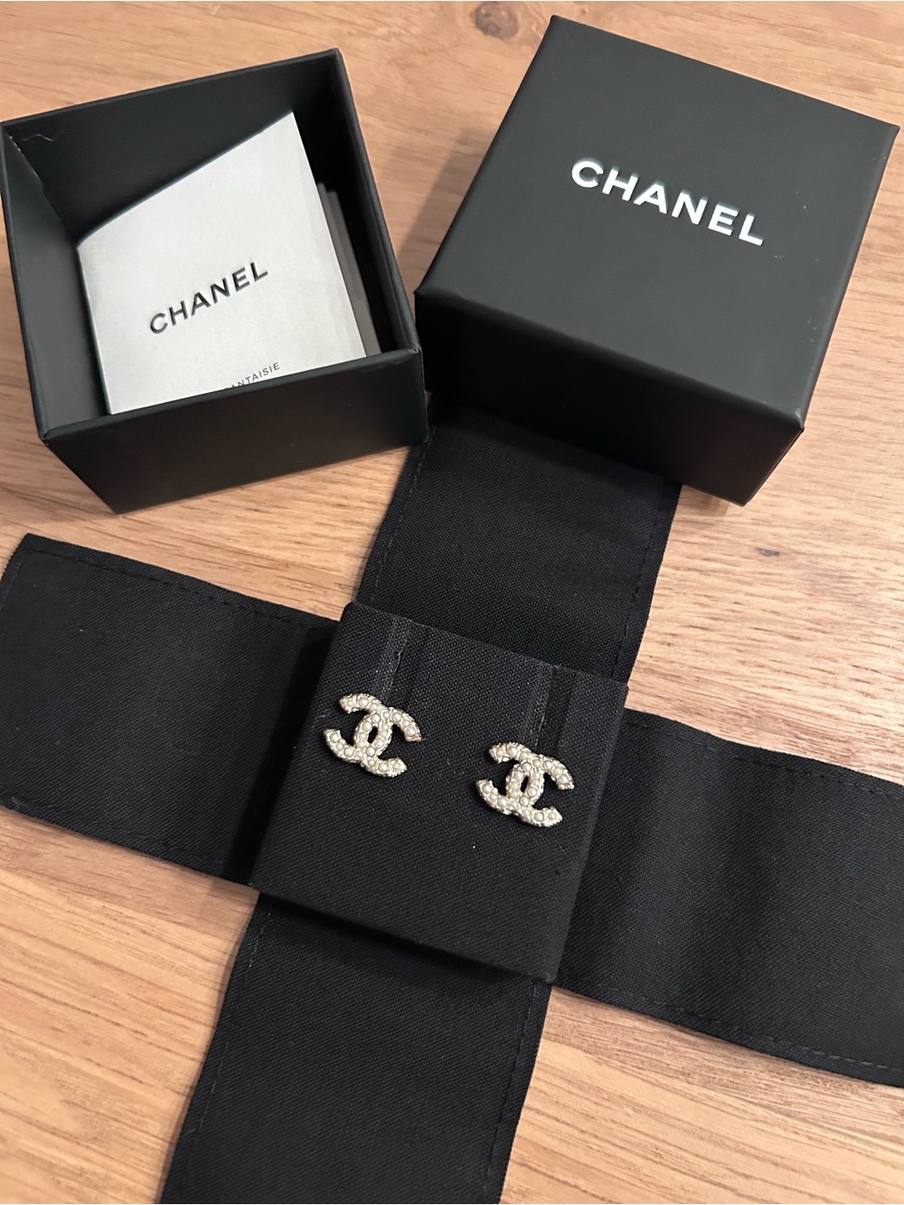 CHANEL CC Logo Stud Earrings - Champagne Gold with pearls and diamonds